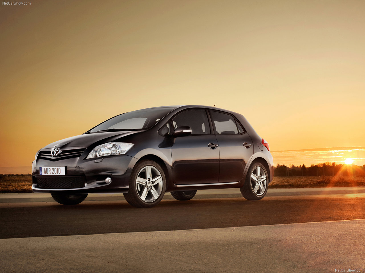 Toyota Auri̇s