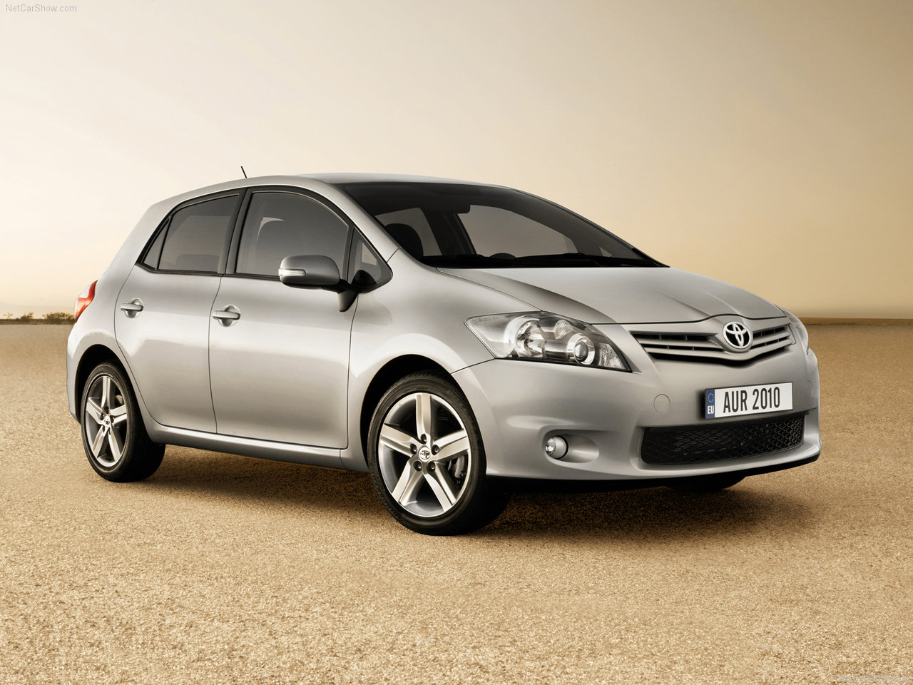 Toyota Auri̇s