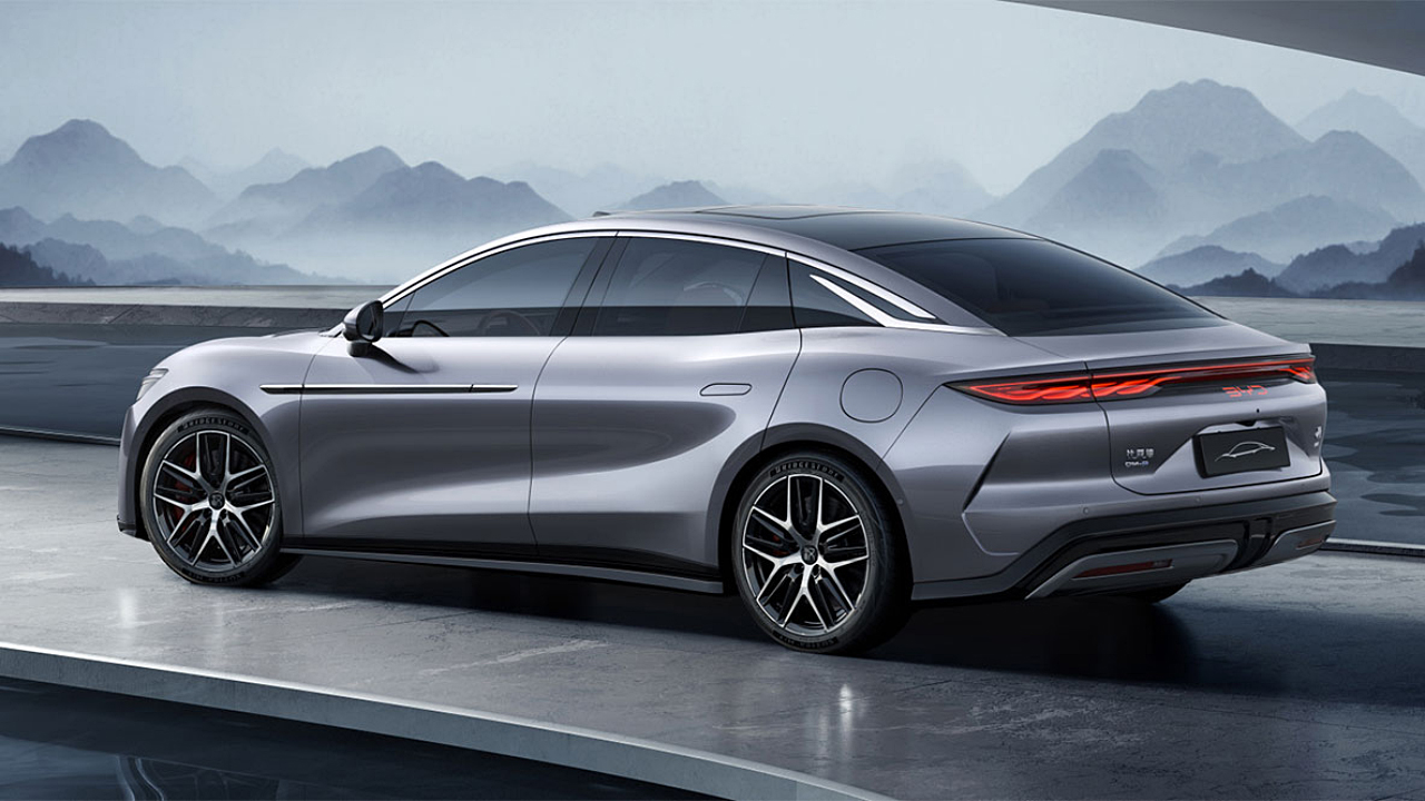 BYD Han L: 5 Dakikada Şarj Olan Elektrikli Sedan Tanıtıldı!